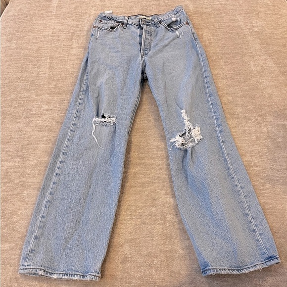 X REVOLVE Ribcage Straight Ankle in Jazz Time
LEVI'S
Color:Jazz Time
Size 29 - Picture 2 of 7